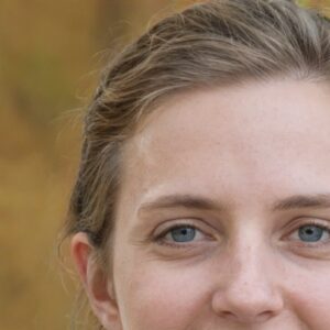 Profile photo of Amanda Larsom